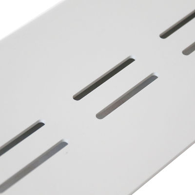 Punchage et pliage de précision pour les solutions de fabrication en aluminium en acier inoxydable