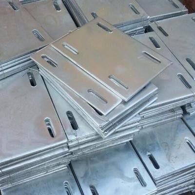 Utilisée largement, usinage de précision personnalisable pour les grandes pièces de soudage et de tôle