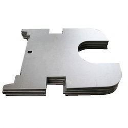 Pièces en aluminium recouvertes d'oxyde noir pour châssis de véhicule à moteur soudées à la perfection