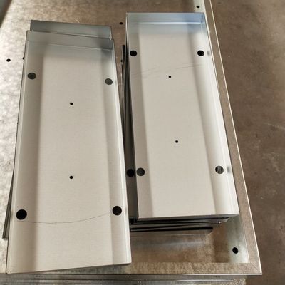 Produit d'estampage métallique de précision sur mesure pour la découpe au laser de tôles métalliques