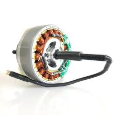 Stateur et rotor de moteur à moyeu en acier au silicium fabriqués avec des composants de moteur électrique