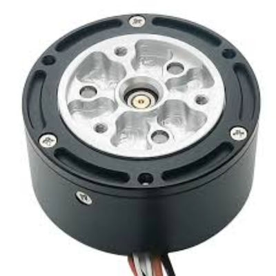 Stateur et rotor de moteur à moyeu universel à éteinte haute fréquence