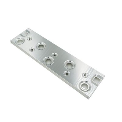 Fabrication OEM de tôles métalliques Parties d'estampage personnalisées en acier inoxydable avec revêtement en poudre