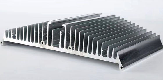 Cas de profilé d'extrusion en aluminium revêtu de poudre personnalisé pour la personnalisation des boîtiers