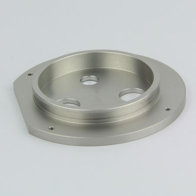 Production de pièces métalliques haut de gamme pour le revêtement automobile personnalisé et abordable