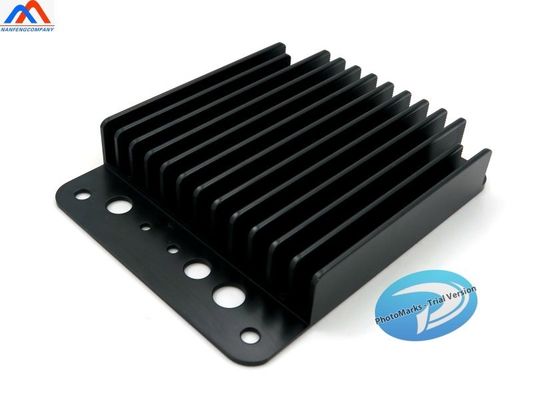 Encastrements d'extrusion d'aluminium personnalisés pour éviers à chaleur