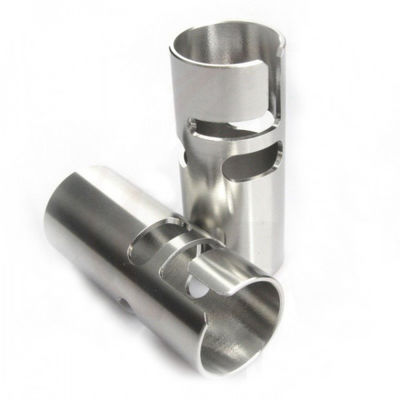Service de découpe laser CNC de haute précision de tôles métalliques et de tubes pour la découpe de procédés