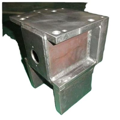 Composants de structures en acier Fabrication pour le processus de coupe des poteaux de lampes de rue