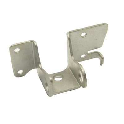 Accessoires métalliques pour vos besoins B2B Processus de modélisation et options personnalisables