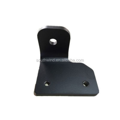 Clamps de tuyaux de petite taille revêtus d'oxyde noir Estampage métallique pour composants automobiles