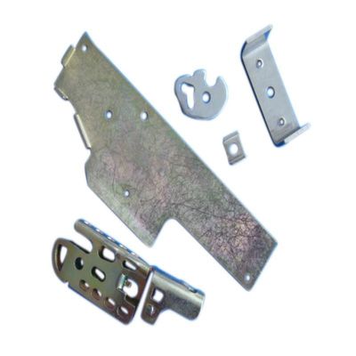 Parties OEM de fabrication de tôles métalliques Clips en acier inoxydable pour carrosserie automobile