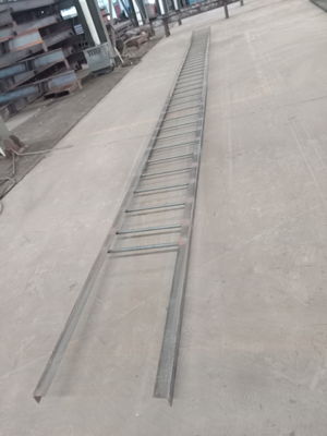 Fabrication d'une structure en acier et en métal lourd