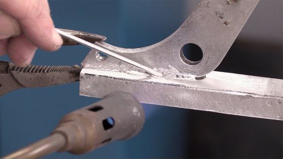 Fabrication de structures en acier par micro-usinage pour les pièces de soudure de construction sur mesure