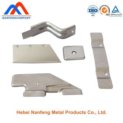 Équipement avancé largement utilisé dans les pièces d'estampage de produits métalliques personnalisés du Hebei