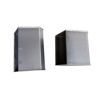 Couleur personnalisée Hoppers soudés en métal lourd pour ascenseur à godet à chaîne de taille personnalisée