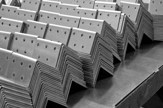 Conception personnalisée Nanfeng pièces de fabrication d'emboutissage en acier métallique avec ISO9001 2008 CE