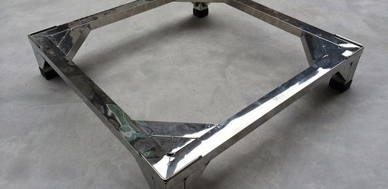 La machine à laver pour le processus de soudage en acier pur est équipée d'un design personnalisé