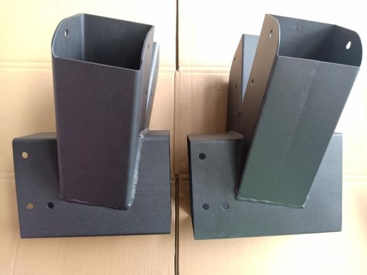 Support d'angle de balancement en acier au carbone pour les ensembles de balancement à poutres carrées et les équipements de jeu pour enfants