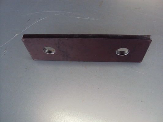 Components de perforation pour l'emboutissage des tôles d'acier au carbone épais polyvalents