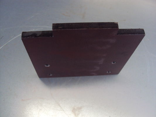 Components de perforation pour l'emboutissage des tôles d'acier au carbone épais polyvalents
