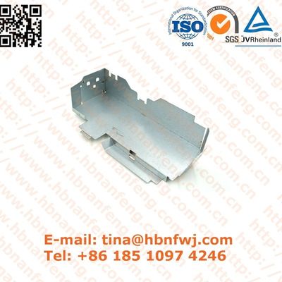 Pièces d'estampage galvanisées abordables pour une excellente fabrication personnalisée de tôles métalliques