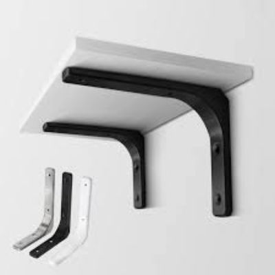 Des supports d'étagère personnalisés en acier inoxydable ou en laiton montés sur le mur pour inspection interne