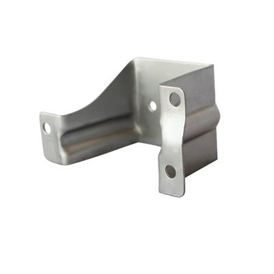 Fabrication sur mesure de tôles métalliques pour les pièces d'emboutissage et de poinçonnage par estampage à découpe laser