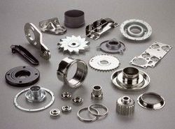Exemple OEM Coupe laser CNC sur mesure Fabrication en tôle métallique Aluminium Pièces en acier inoxydable