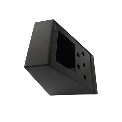 Partie d'emboutissage en acier métallique support d'angle en bois avec renforcement triangulaire personnalisé
