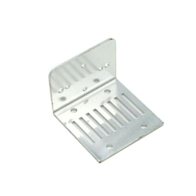 Pièces d'estampage à l'épreuve de perforation en acier à feuille d'acier, d'épaisseur de 0,4 à 3 mm