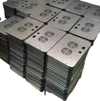 Estampage de l'aluminium sur mesure Coupe au laser Composants en acier inoxydable Traitement des tôles métalliques