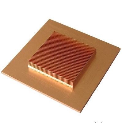 Radiateur en aluminium et en cuivre de qualité industrielle sur mesure avec processus de soudage