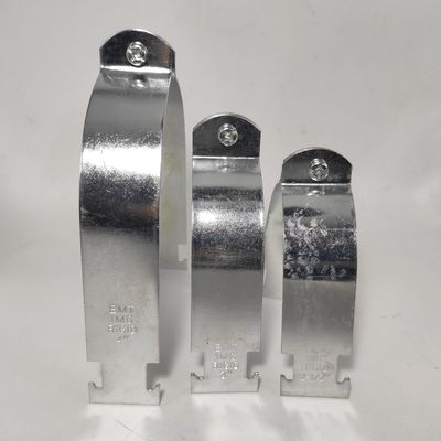 Serre-pipe métallique en acier inoxydable personnalisée pour les applications industrielles