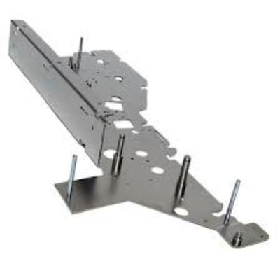 Service de traitement des pièces d'emboutissage en tôle d'aluminium standard GB pour perforation