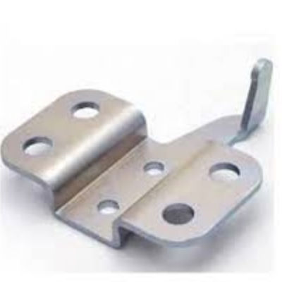 Pièces d'estampage en tôle d'aluminium sur mesure pour le processus de soudage et d'usinage