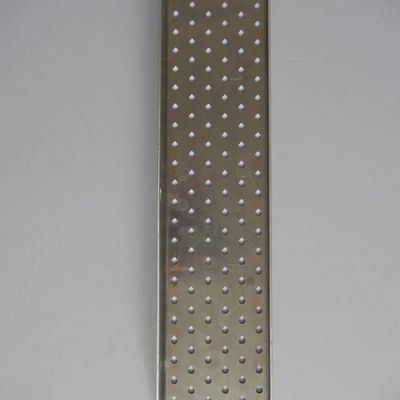 Processus de soudage feuille d'aluminium estampillée avec trous acceptable petite commande à Nanfeng