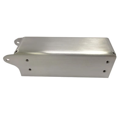 Concasseuse de pliage métallique sur mesure pour la production et la fabrication de tôles métalliques sur mesure