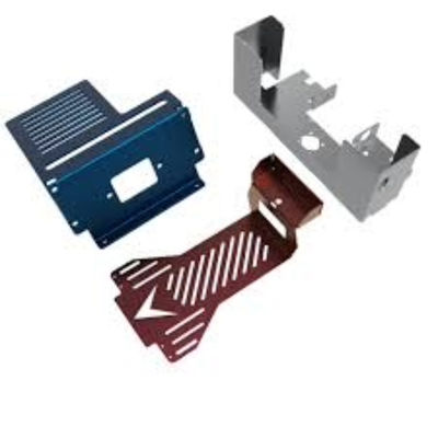 Fabrication sur mesure en acier inoxydable avec capacités de pliage et de soudage par estampage