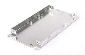 Fabrication de supports électroniques sur mesure avec services de pliage et de soudage