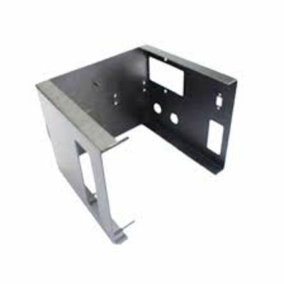 Fabrication de supports d'emboutissage personnalisés en acier avec services de flexion et de soudage